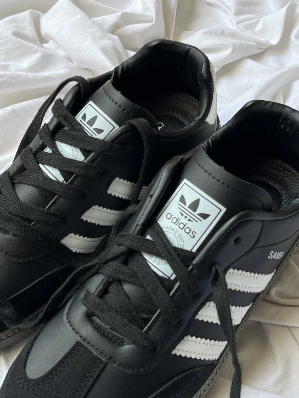 SAMBAS - Black