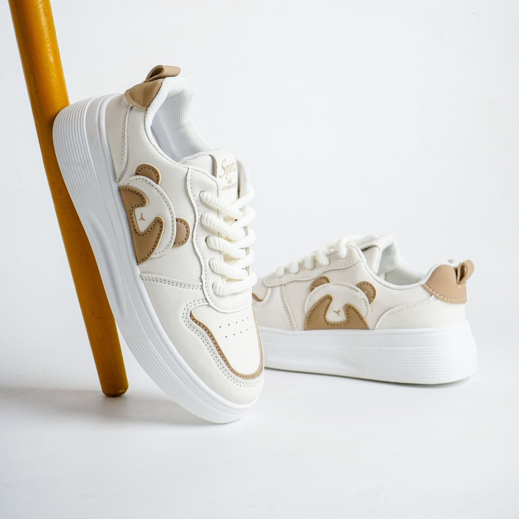 Juniper Trail - White / Beige