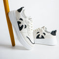 Juniper Trail - White / Black