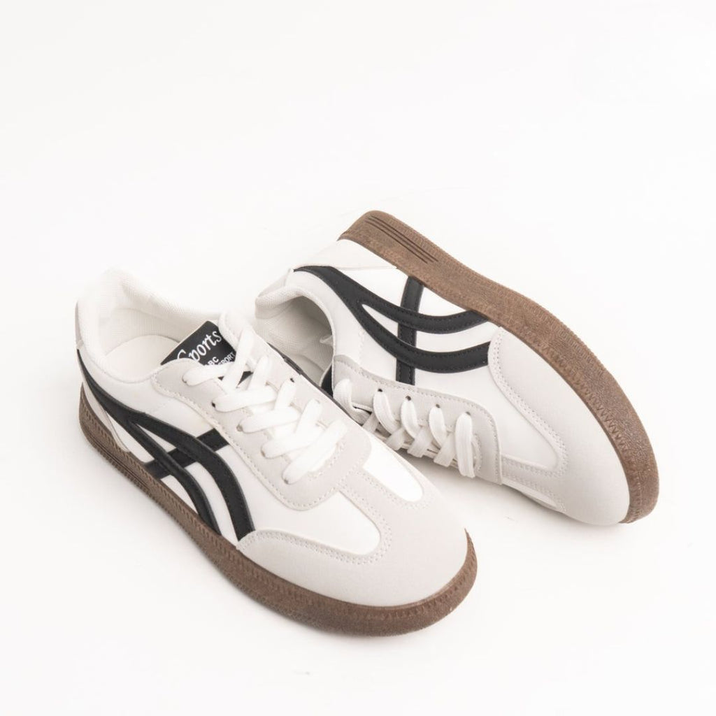 Terra Muse -White/Black
