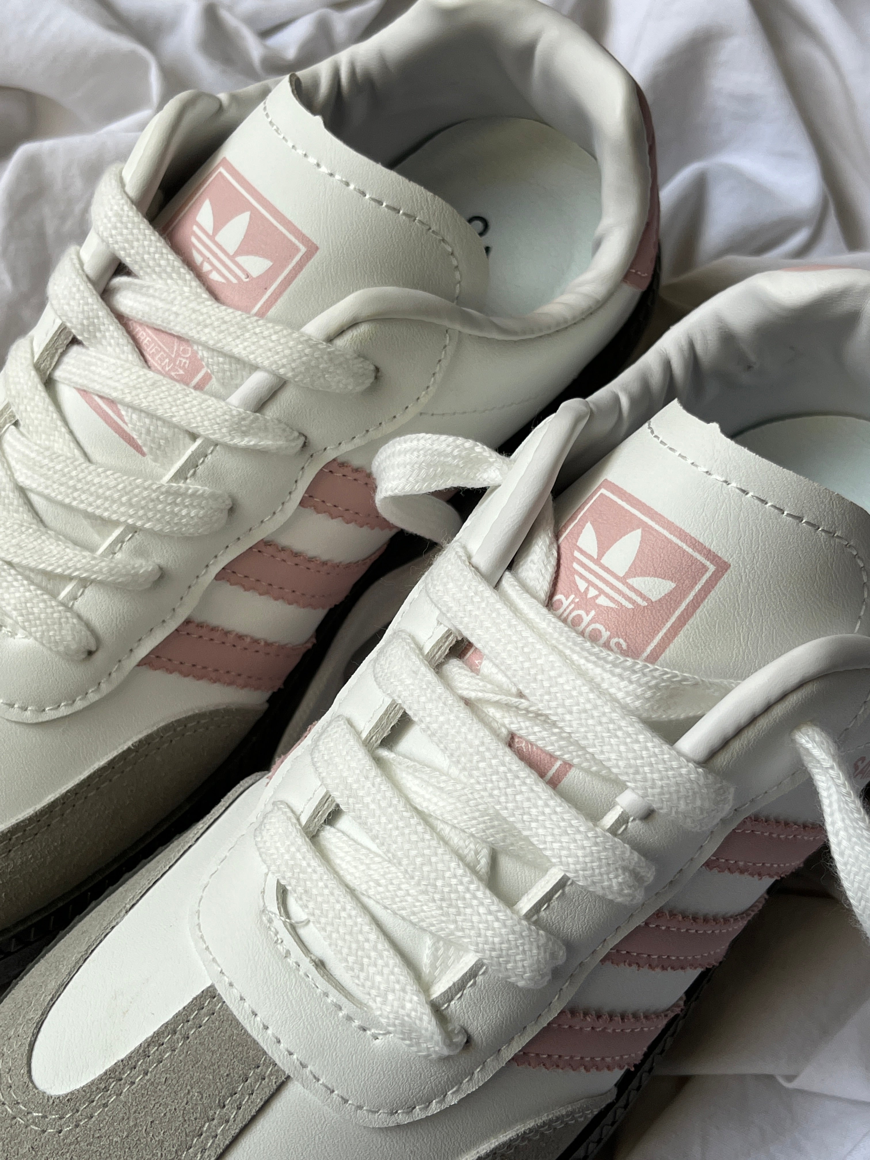 SAMBAS - White / Pink