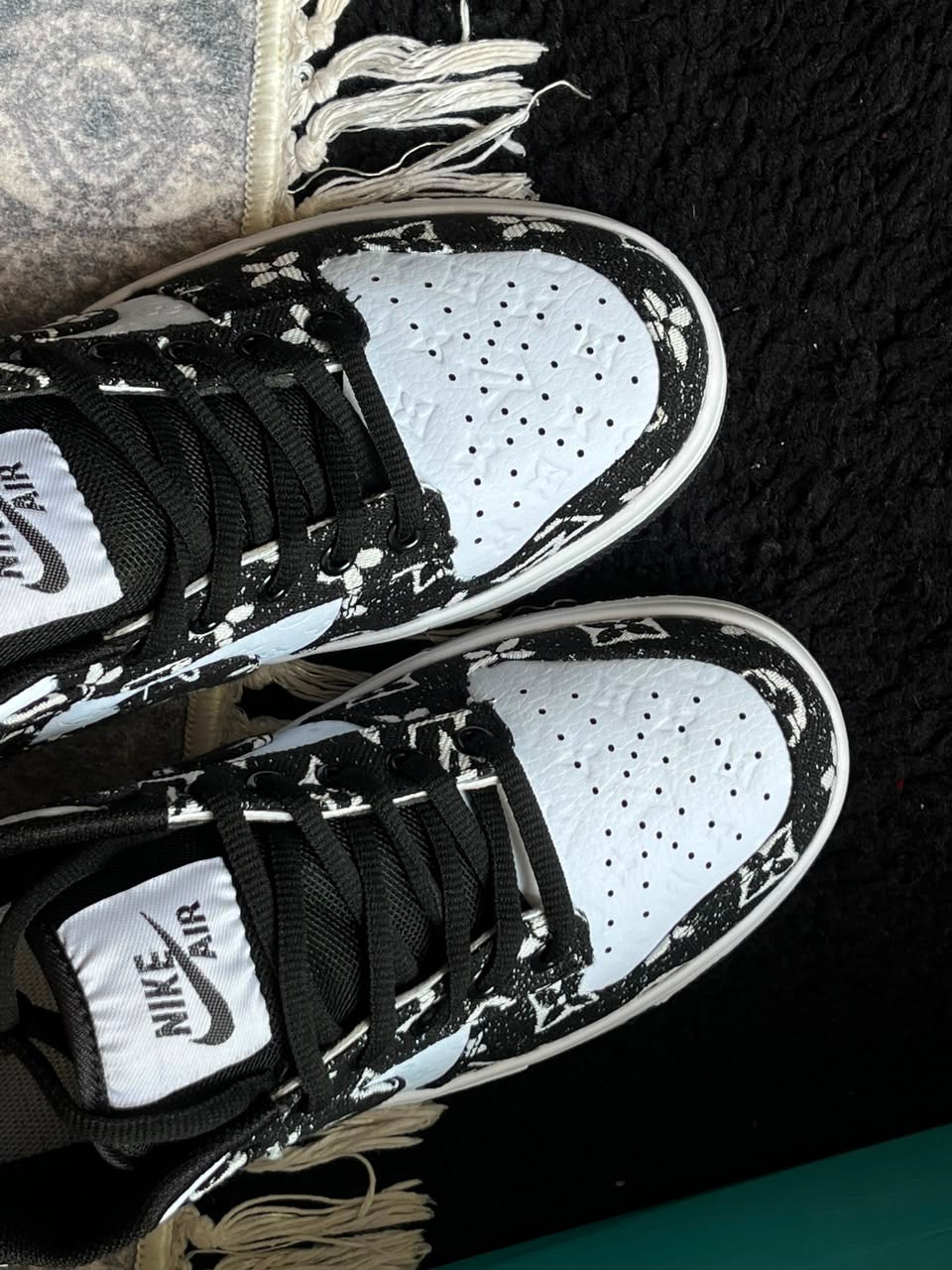 Sb Dunk x LV Black