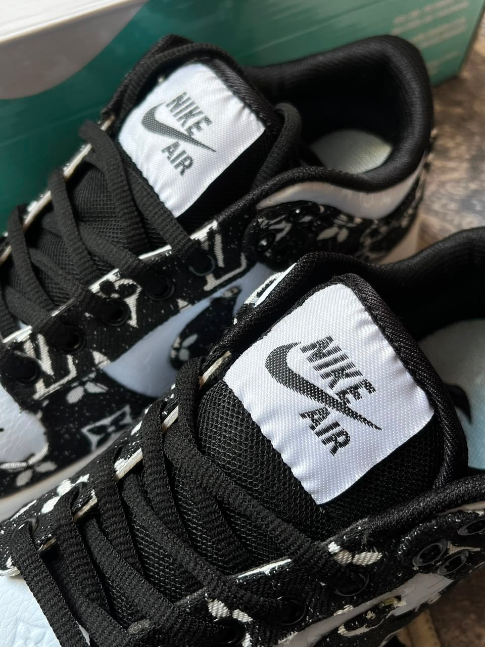 Sb Dunk x LV Black