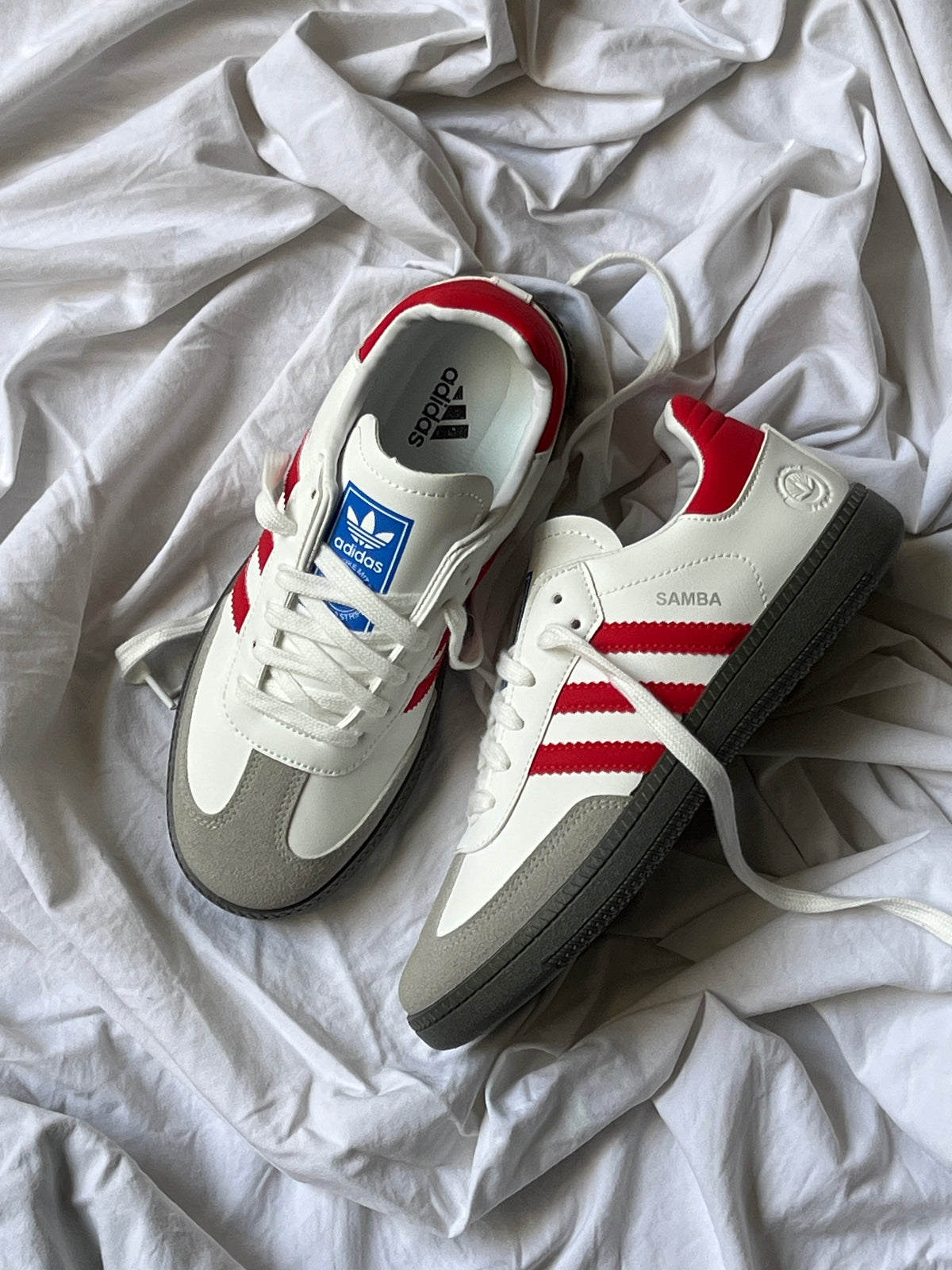 SAMBAS RED AND WHITE