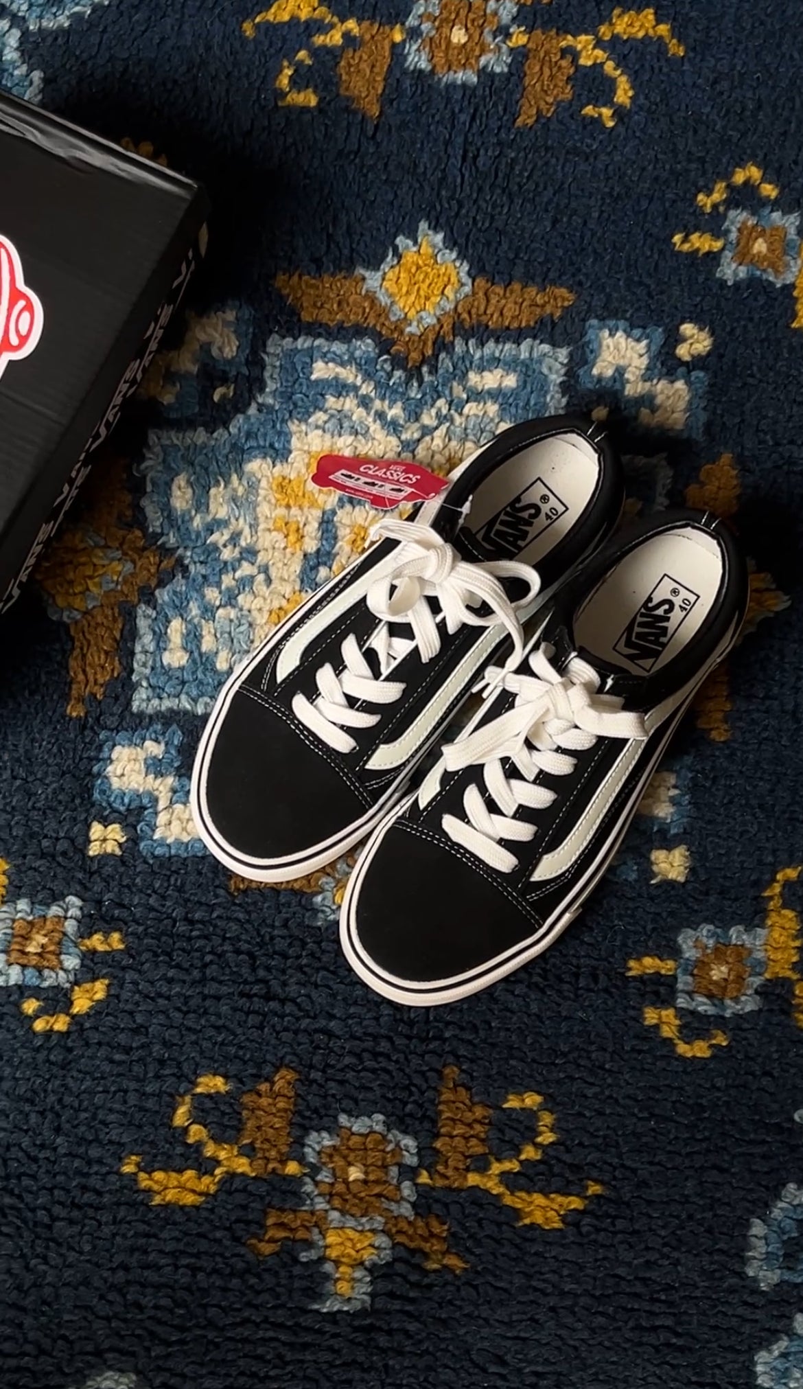 Vans Old Skool – Classic Black & White