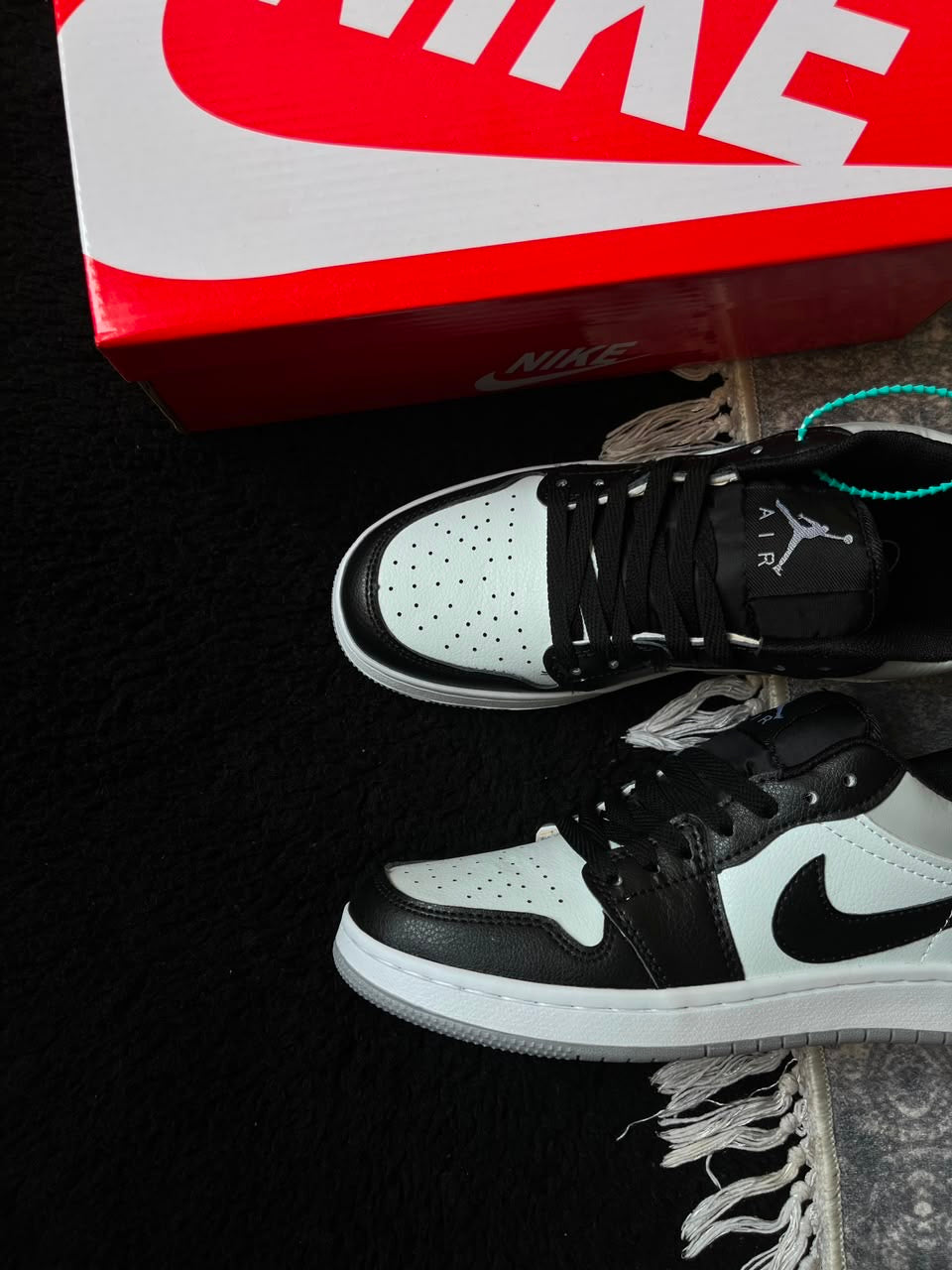 AirJordan 1 Shadow
