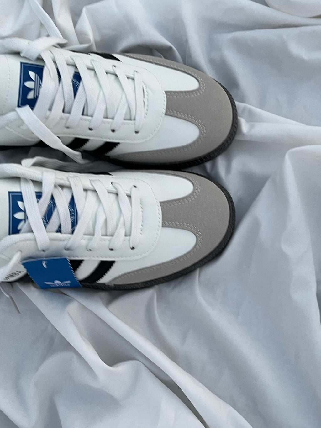 Samba- White / Black - Men