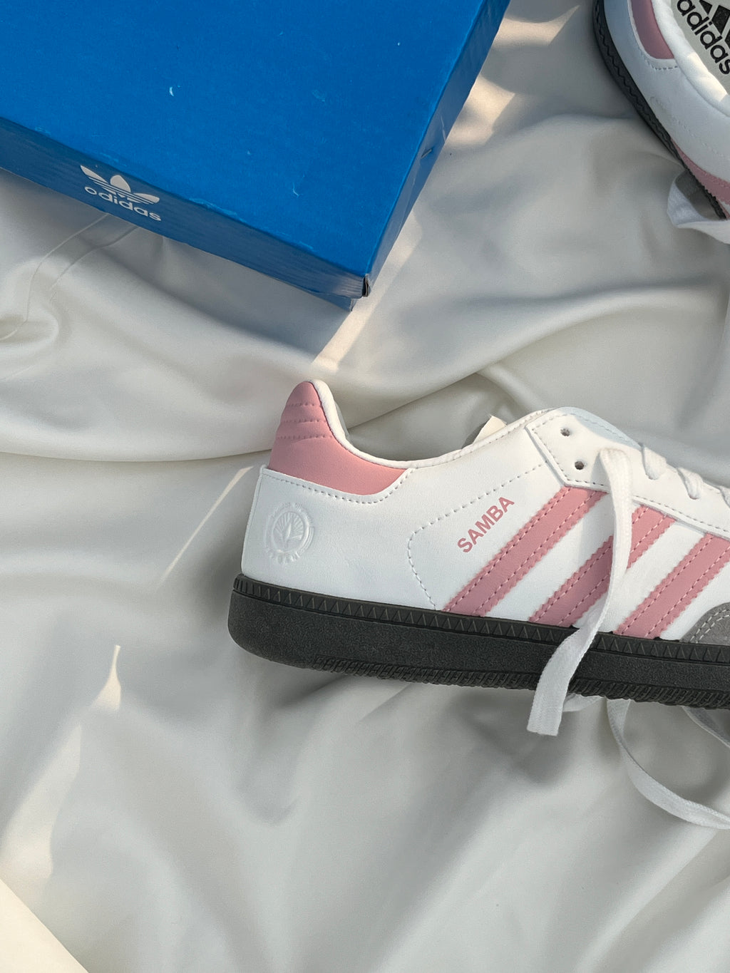 SAMBAS - White / Pink