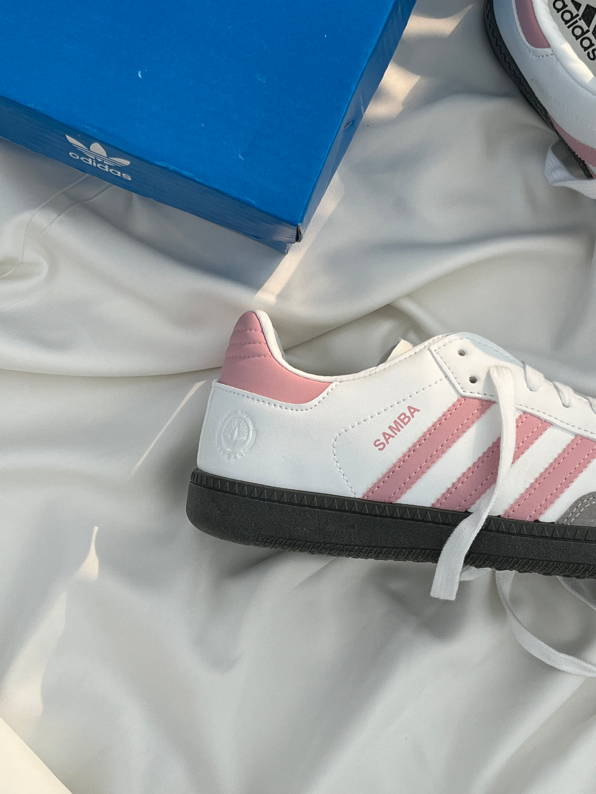 SAMBAS - White / Pink