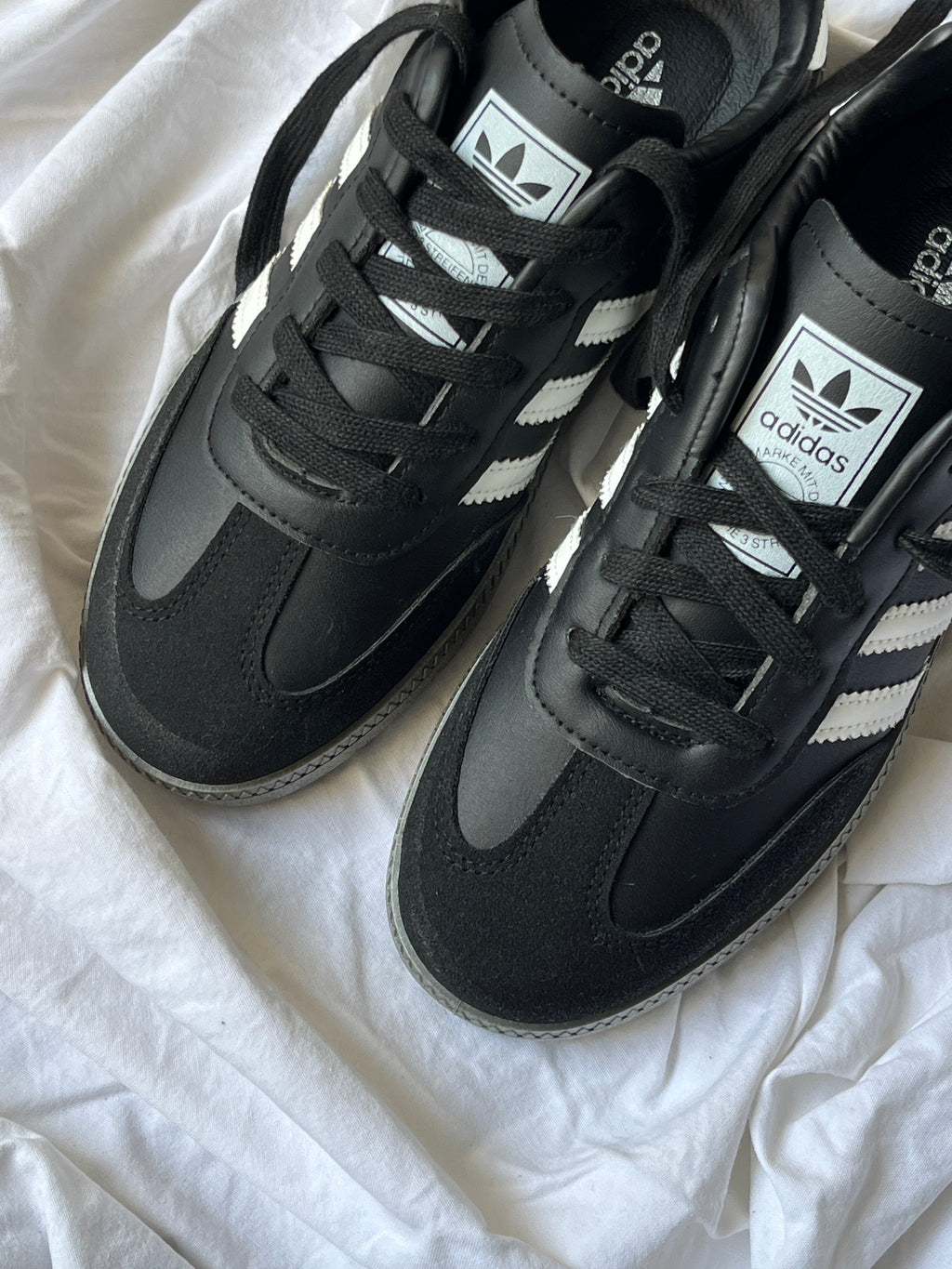 SAMBAS - Black