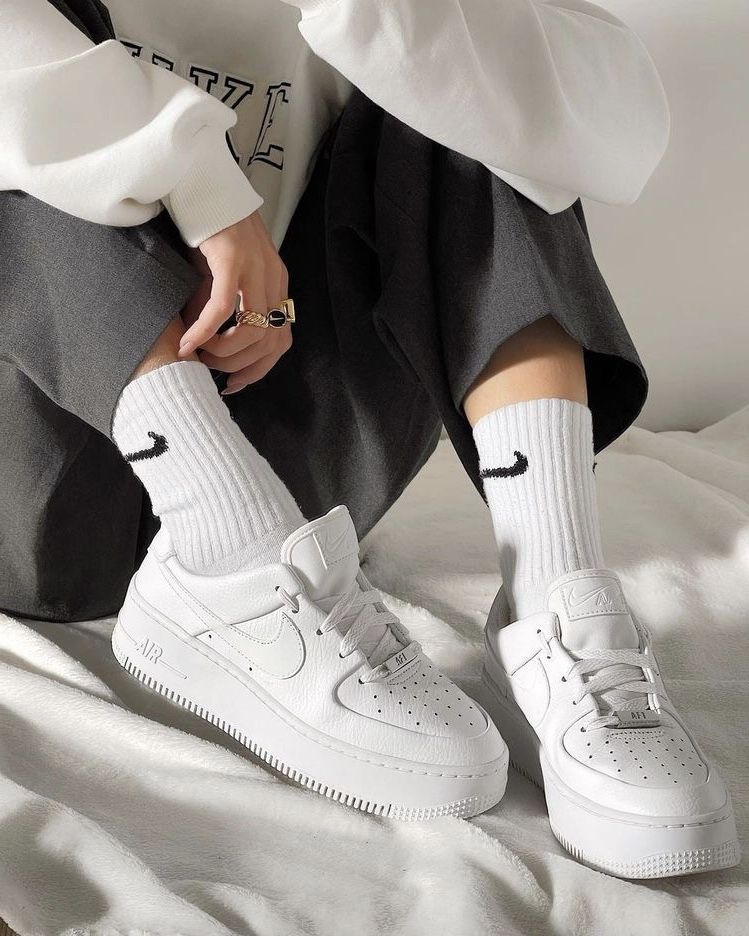 Essential Nike Comfort: 3-Pair Cushion Sock Set