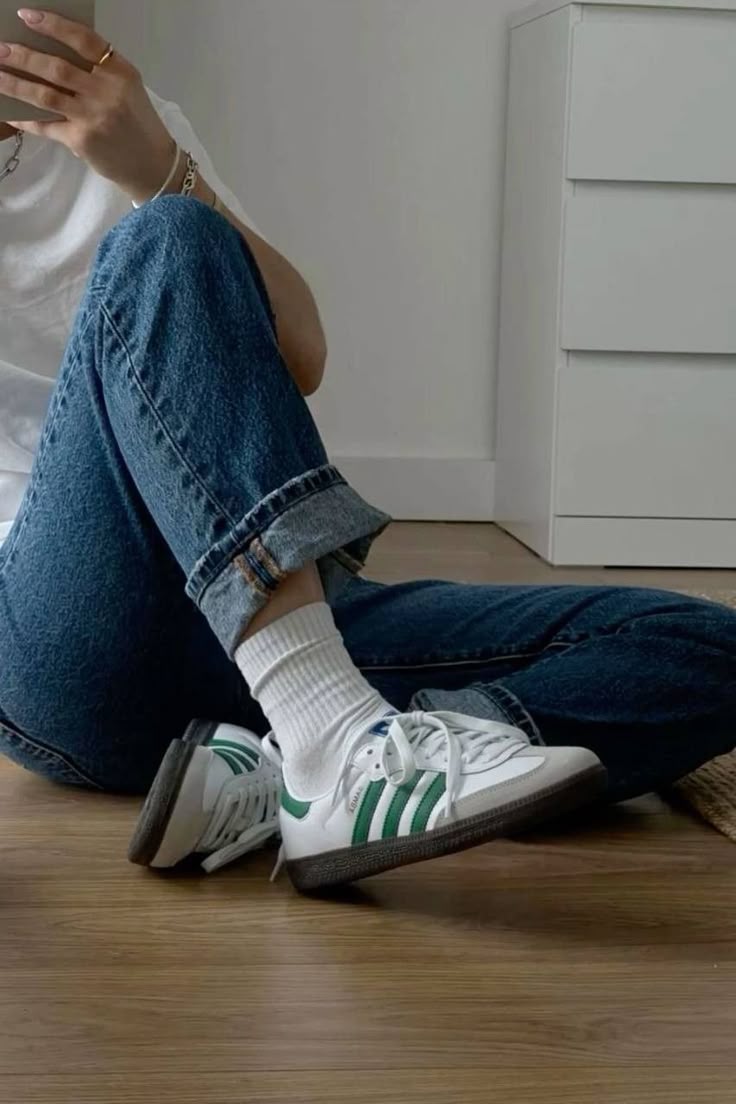 Adidas Samba- White / Green