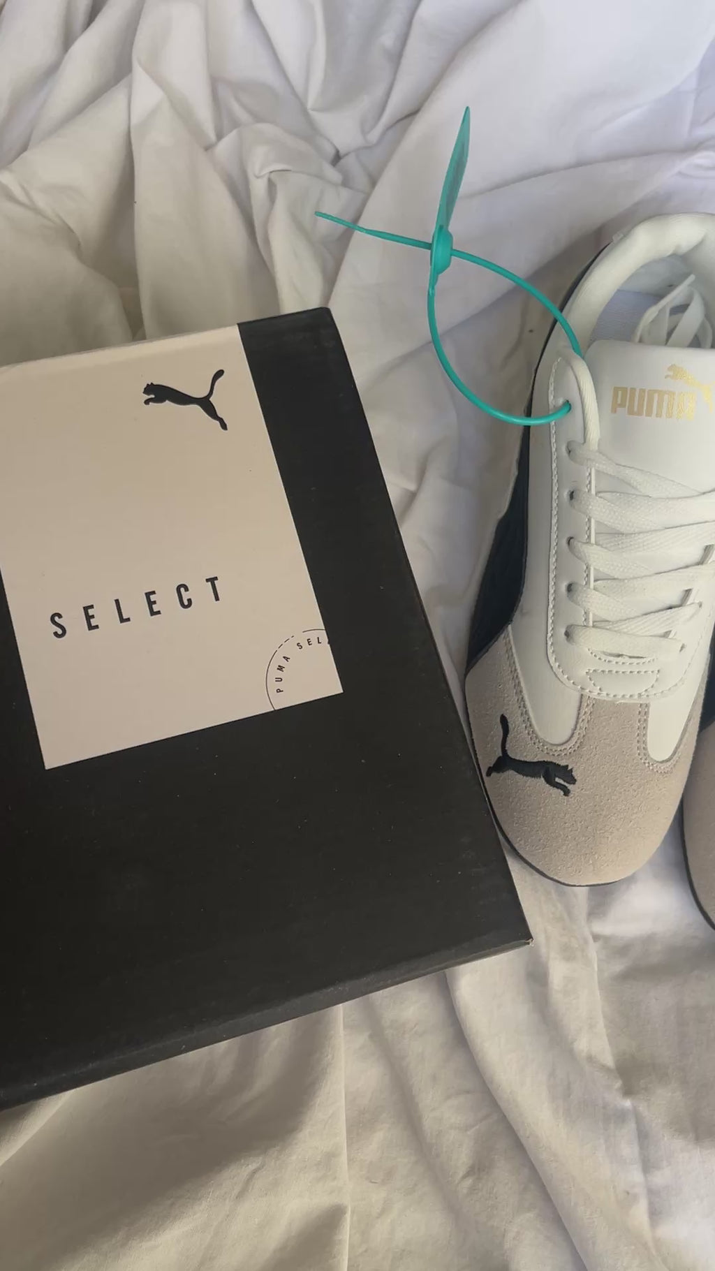 PUMA SPEED CAT (White And Black )